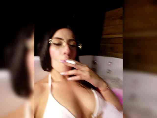 Xxxhot29 webcam