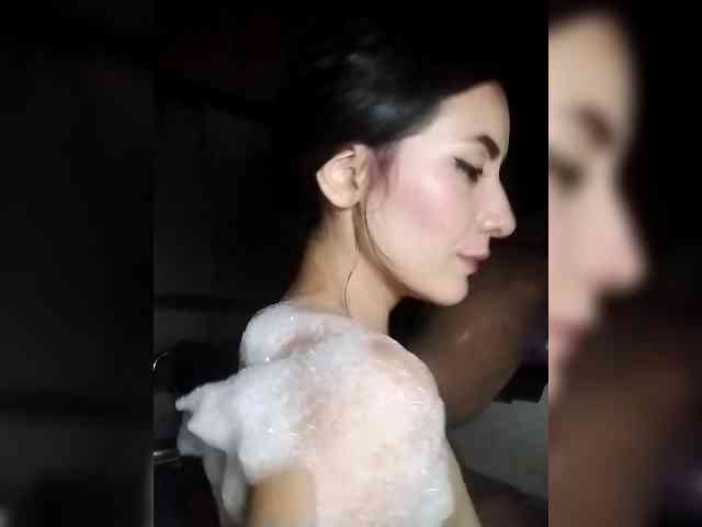 Xxxhot29 webcam