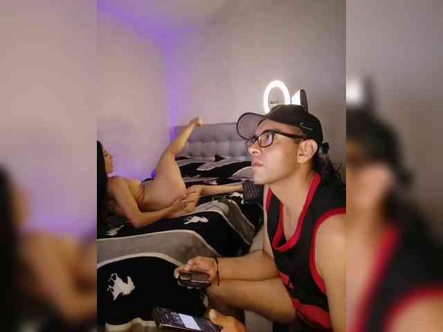 Xxxhot29 webcam