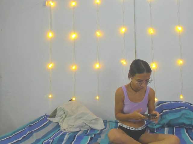 make-me-feel-'s BongaCams show and profile