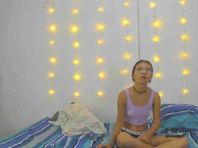 make-me-feel- webcam