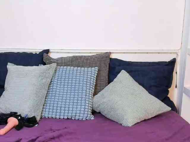 KristalWilder webcam