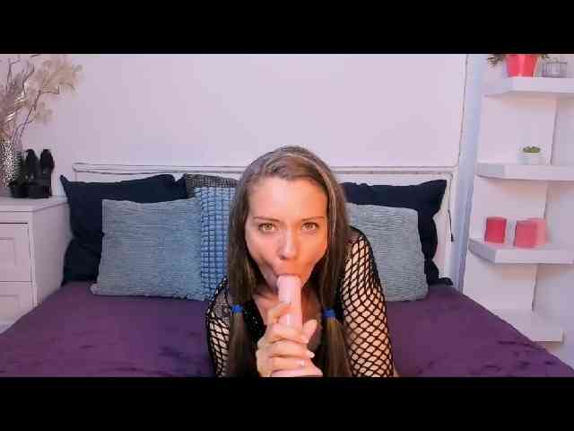 KristalWilder webcam