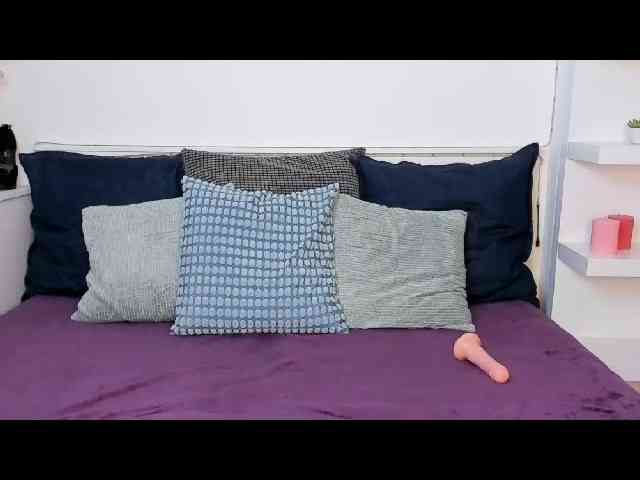 KristalWilder webcam