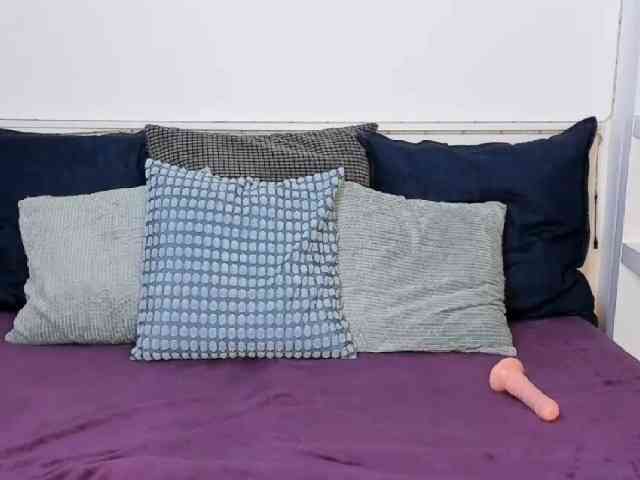 KristalWilder webcam