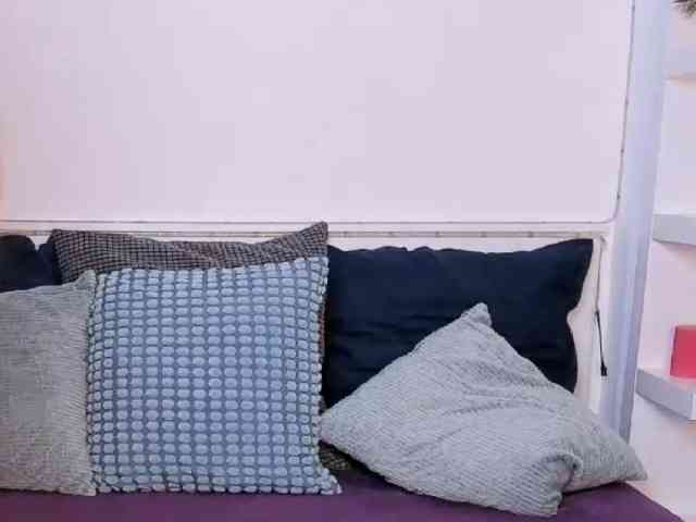 KristalWilder webcam