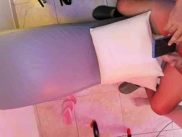 sweetSecrethot1 webcam