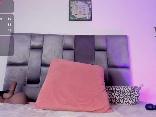 Lia-johnsonn's BongaCams show and profile