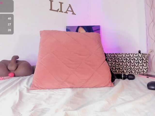 Lia-johnsonn's BongaCams show and profile