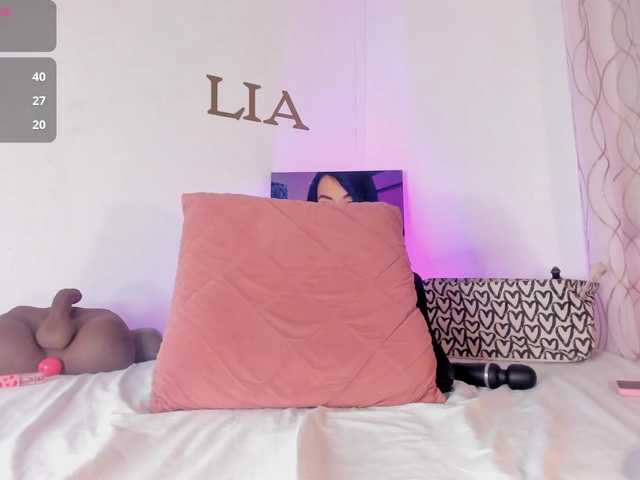 Lia-johnsonn's BongaCams show and profile