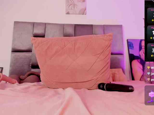 Lia-johnsonn webcam