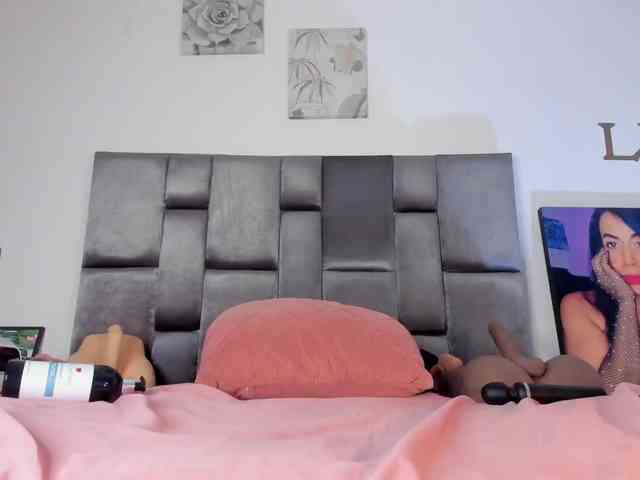 Lia-johnsonn webcam
