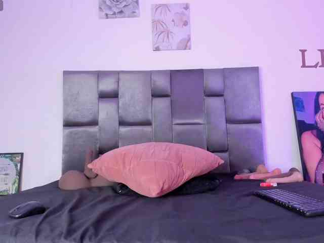 Lia-johnsonn webcam