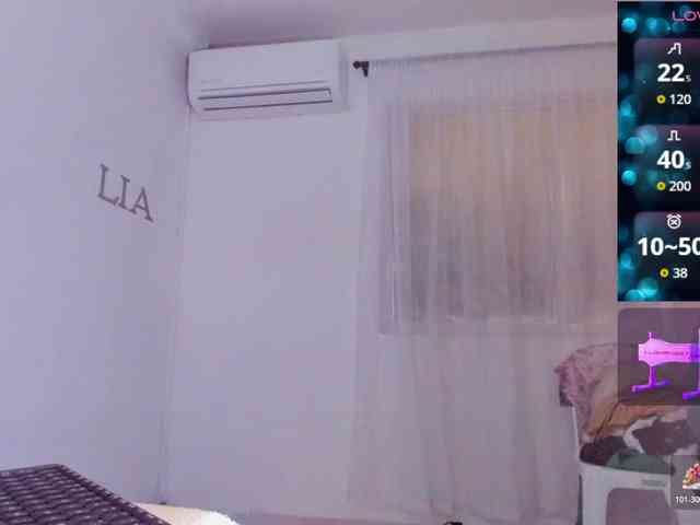 Lia-johnsonn webcam