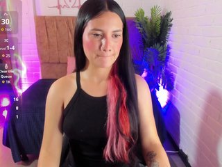 Chiara-tay Porn Show