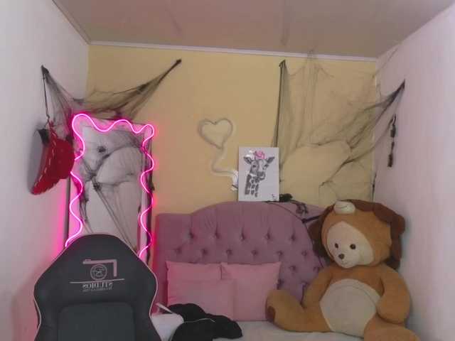 Chiara-tay from BongaCams