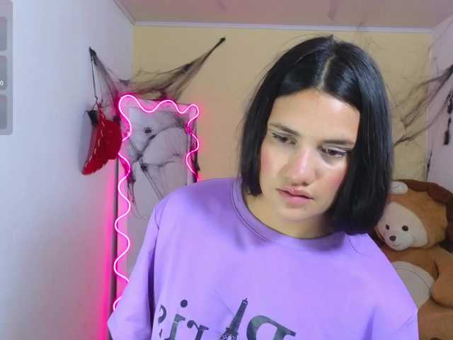 Chiara-tay webcam bongacams model stream image