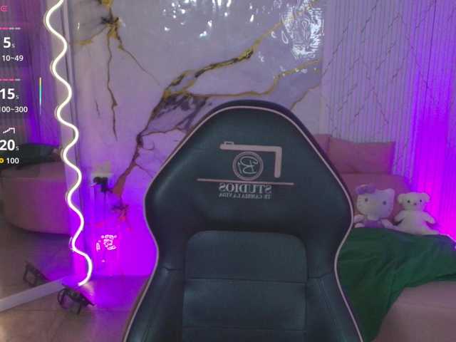 Chiara-tay's BongaCams show and profile