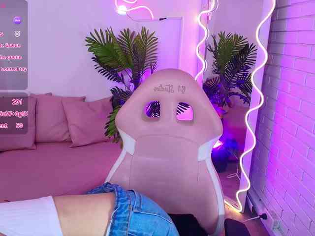 Chiara-tay webcam