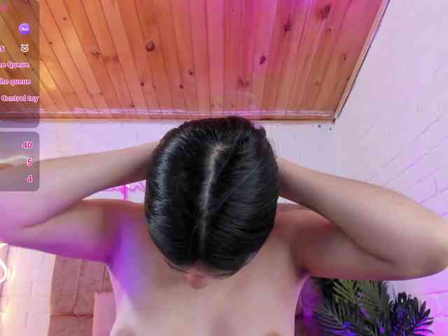 Chiara-tay webcam