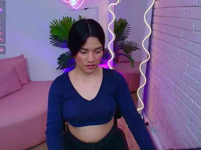 Chiara-tay webcam