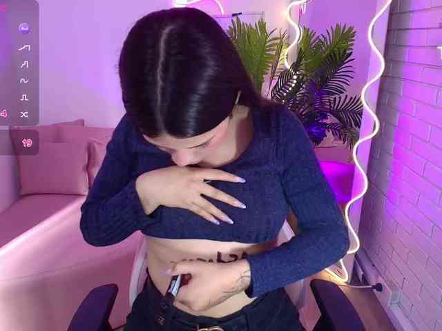Chiara-tay webcam