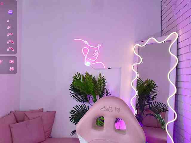 Chiara-tay webcam