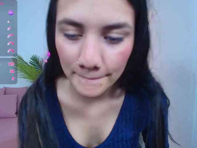 Chiara-tay webcam