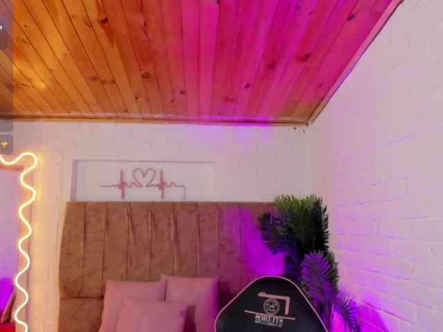 Chiara-tay webcam