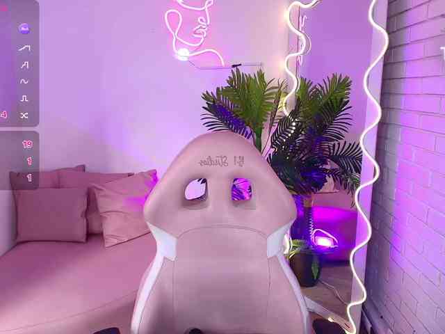 Chiara-tay webcam
