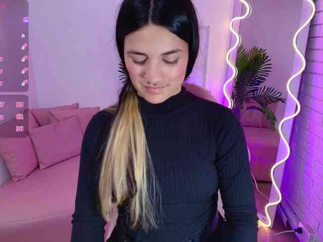 Chiara-tay webcam