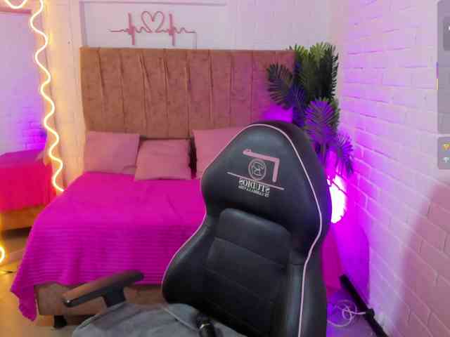 Chiara-tay webcam