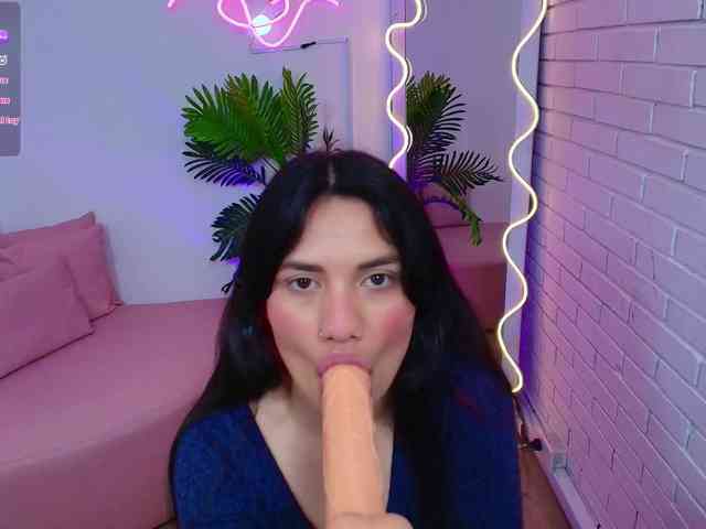 Chiara-tay webcam
