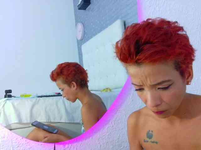 Laura_cocksucker webcam