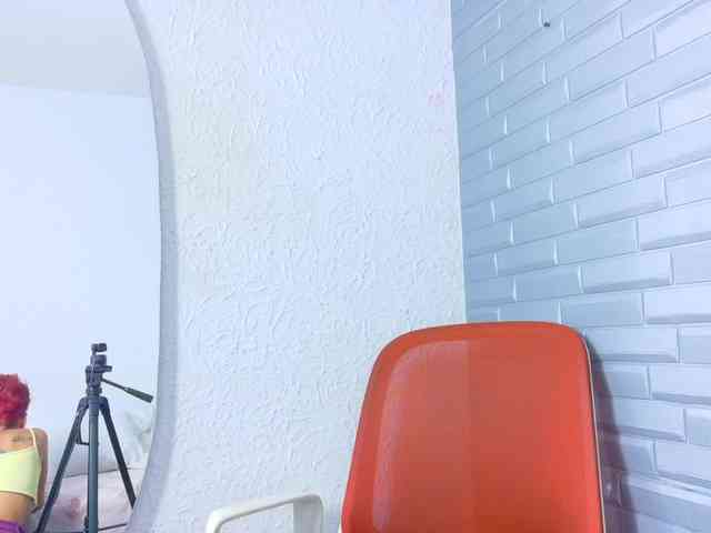 Laura_cocksucker webcam