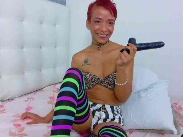 Laura_cocksucker webcam