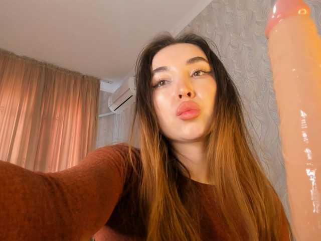 Offline Hayneiko on BongaCams