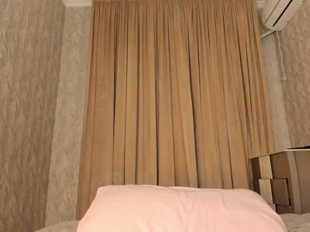 Hayneiko from BongaCams