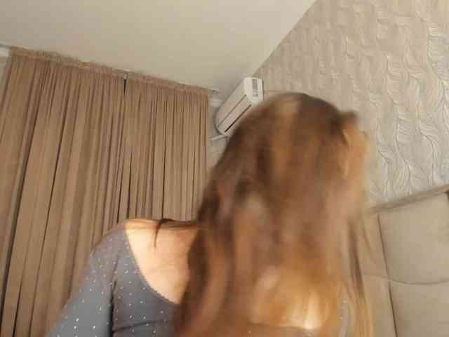 hayneiko Live Webcam on BongaCams