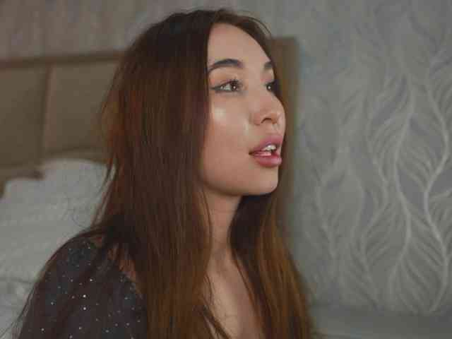 hayneiko Live Webcam on BongaCams