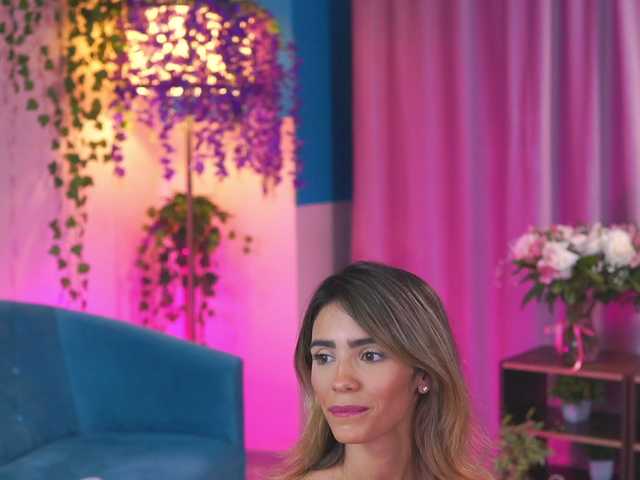 Sex chat gratuit in direct cu TheAyana pe BongaCams