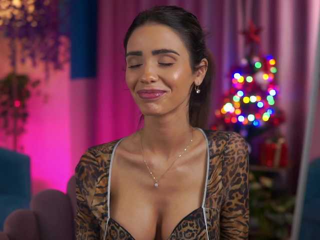 TheAyana's BongaCams show and profile