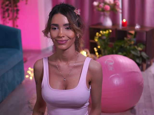 TheAyana from BongaCams