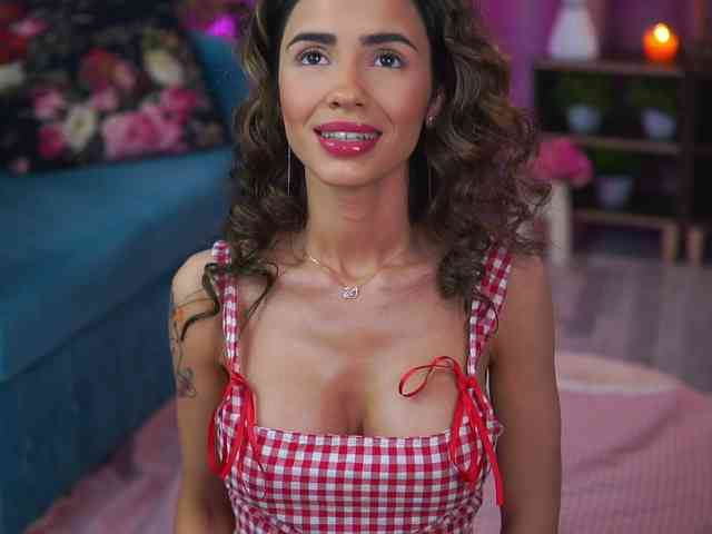 TheAyana Live Webcam on BongaCams