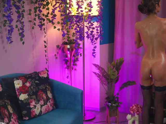 TheAyana Live Webcam on BongaCams