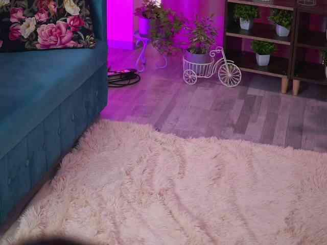 live cam to cam TheAyana