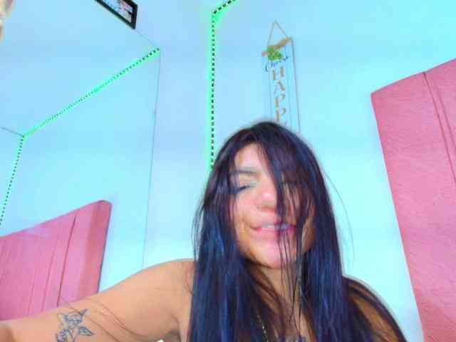 margiestrongg303av webcam