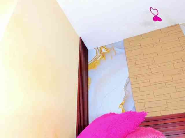 margiestrongg303av webcam