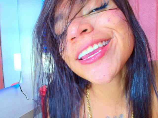 margiestrongg303av webcam