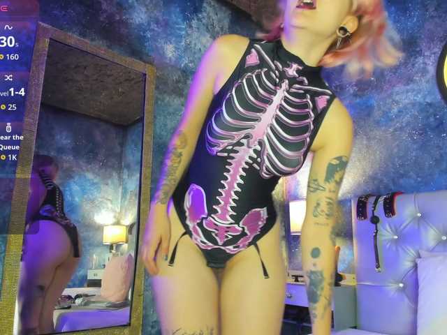 Kallen-kozuky from BongaCams is Freechat